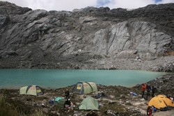 Carstensz pyramid – Base_camp