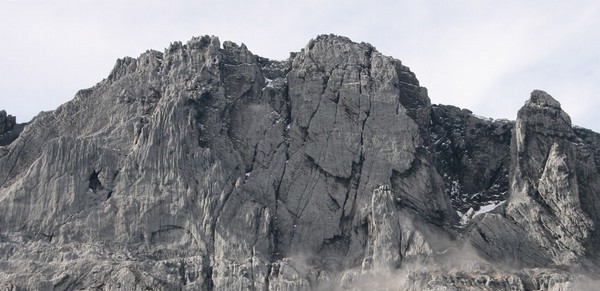 Carstensz Pyramid 